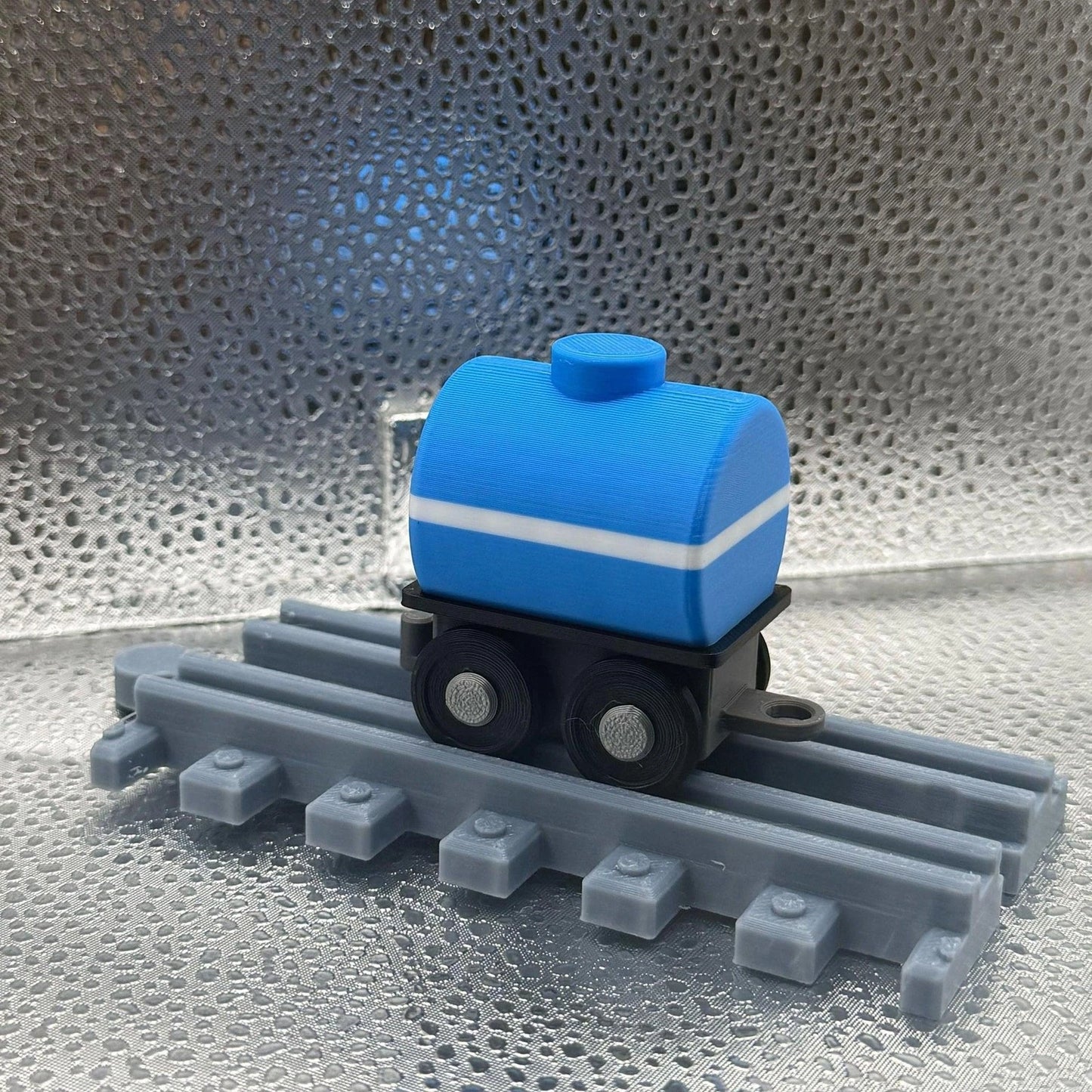 3D Printed Tiny Water Tank Car