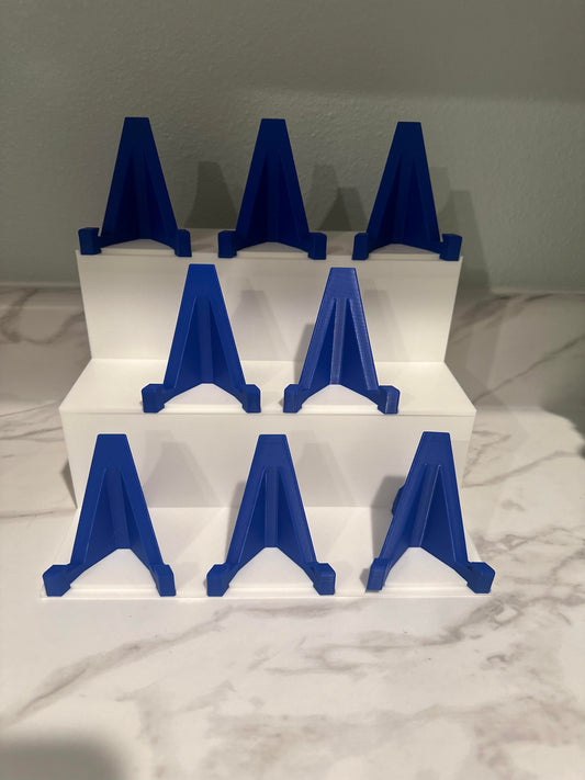 3D Printed Bleacher Multi Card Display with 8 Basic Removable Card Stands